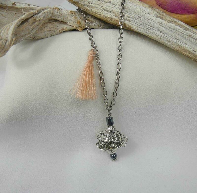 Collier Bilove
