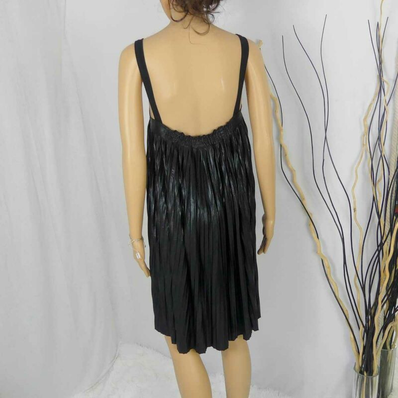 Robe Nouria – Image 5