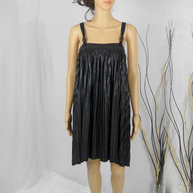 Robe Nouria – Image 6